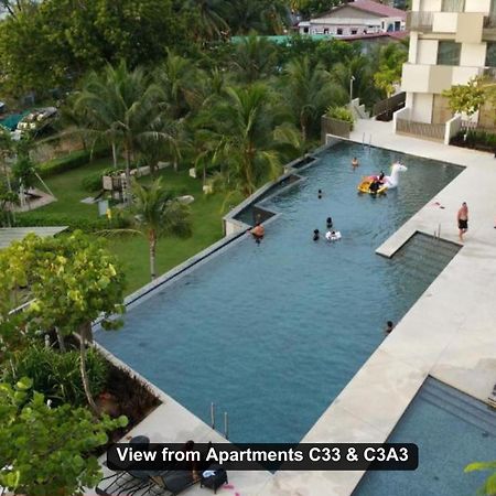 Апартаменти By The Sea- Pool And Sea View Бату-Феррінгі Екстер'єр фото