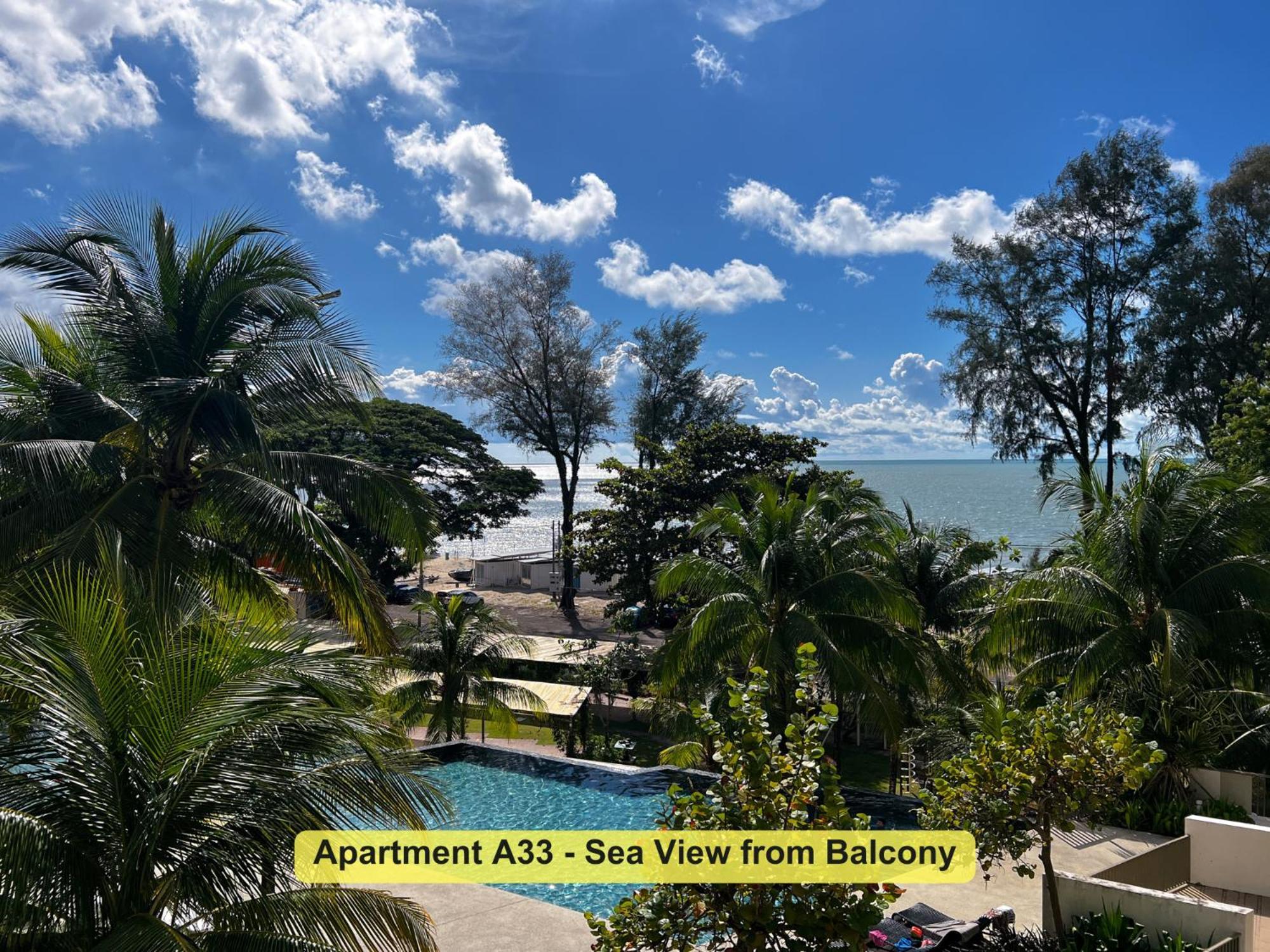 Апартаменти By The Sea- Pool And Sea View Бату-Феррінгі Екстер'єр фото
