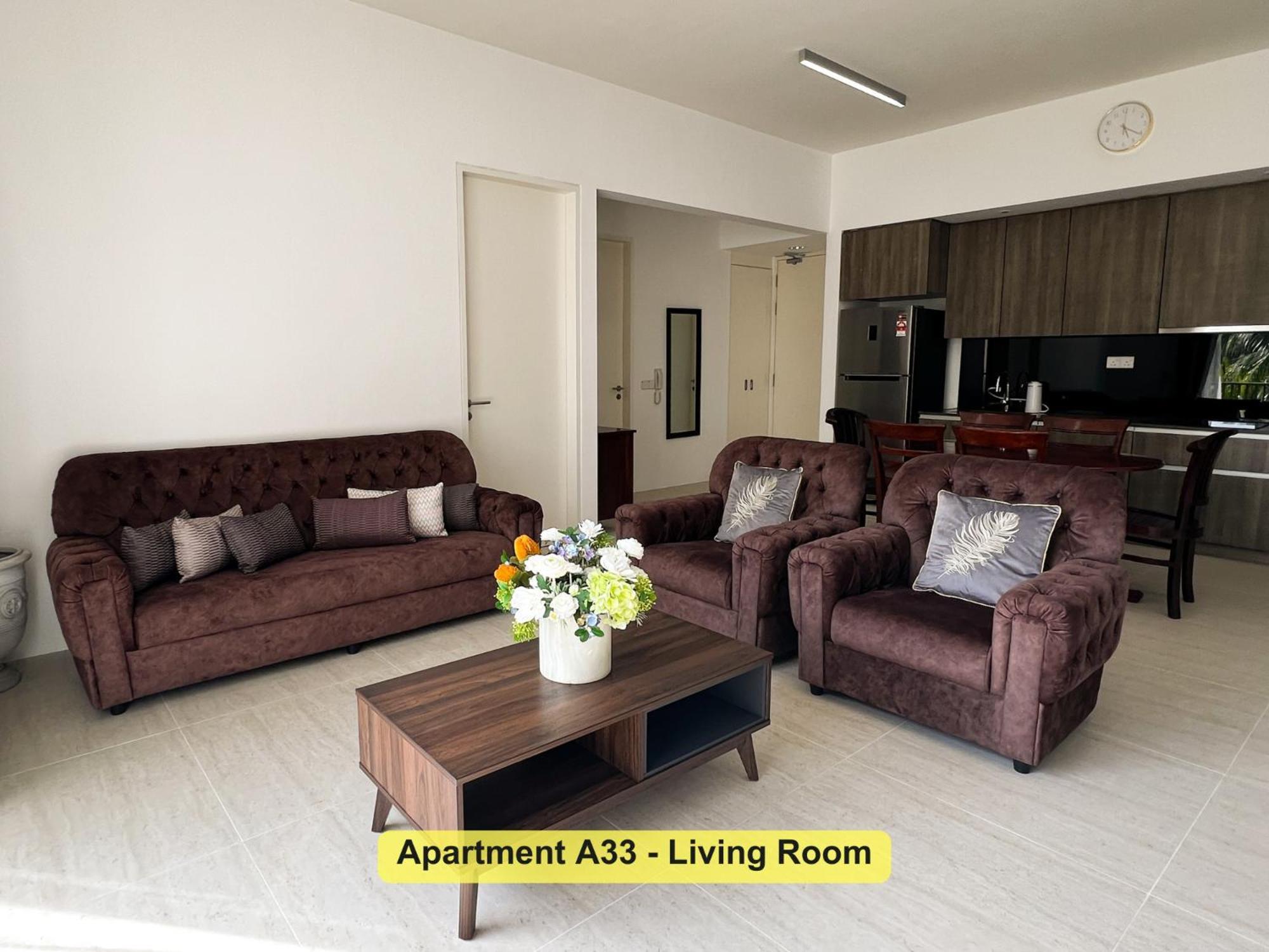 Апартаменти By The Sea- Pool And Sea View Бату-Феррінгі Екстер'єр фото